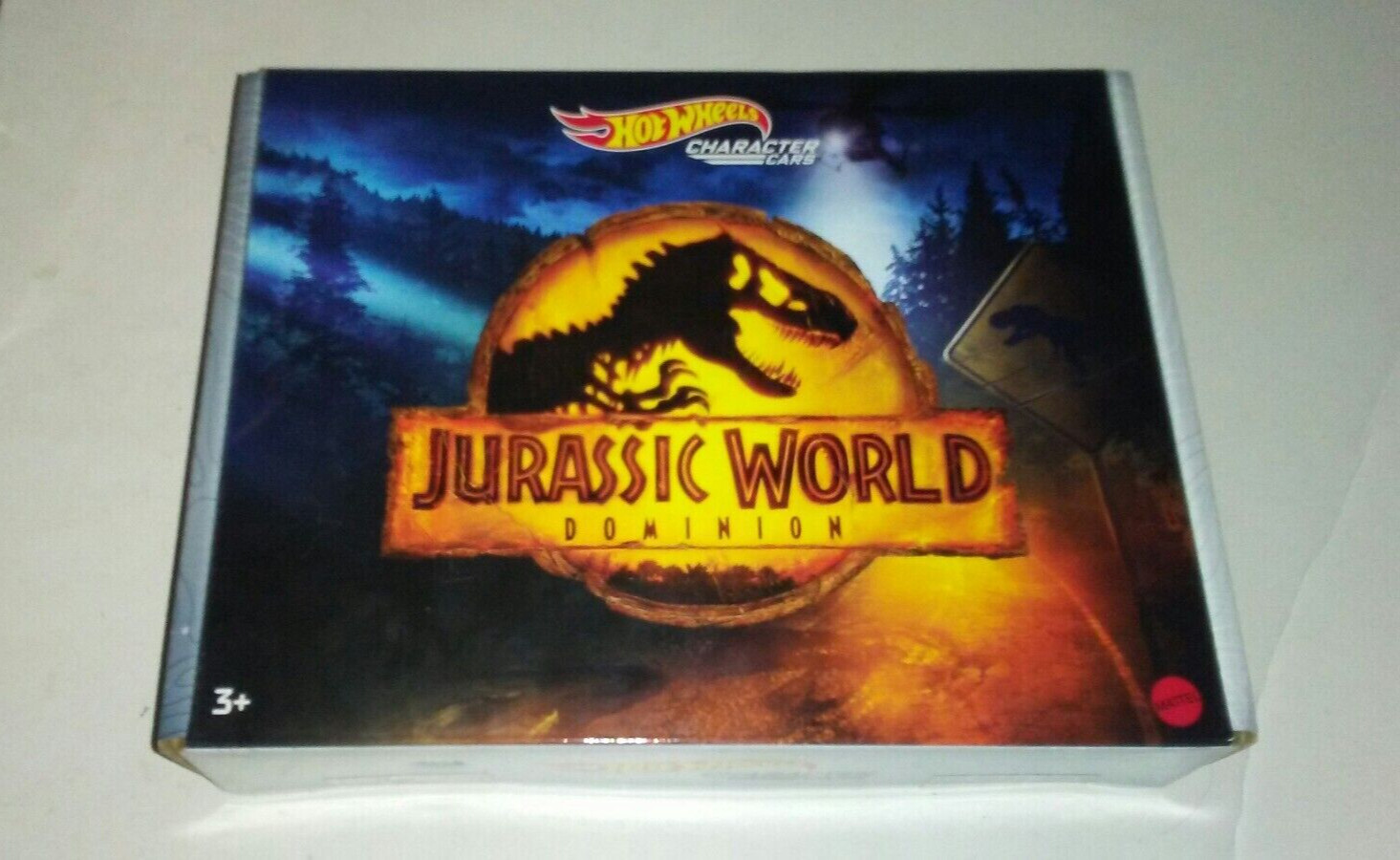 Hot Wheels Jurassic World Dominion 2022 Dinosaur Character Car 5 Pack Box Set