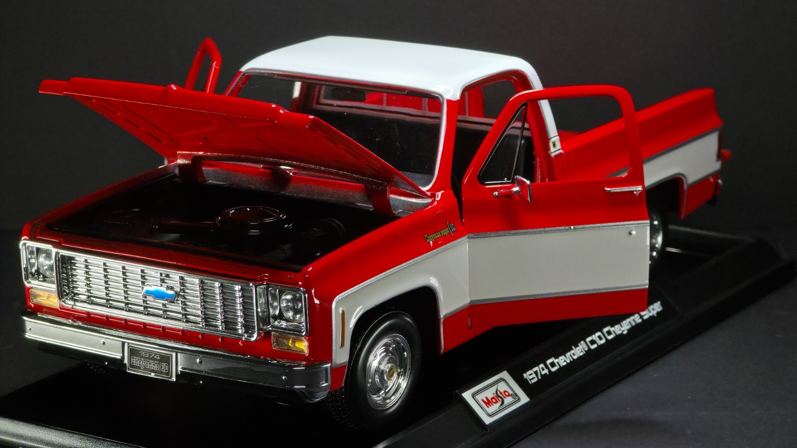 1974 Chevrolet C10 Cheyenne Super 1:18 Maisto Exclusive Style Special Edition