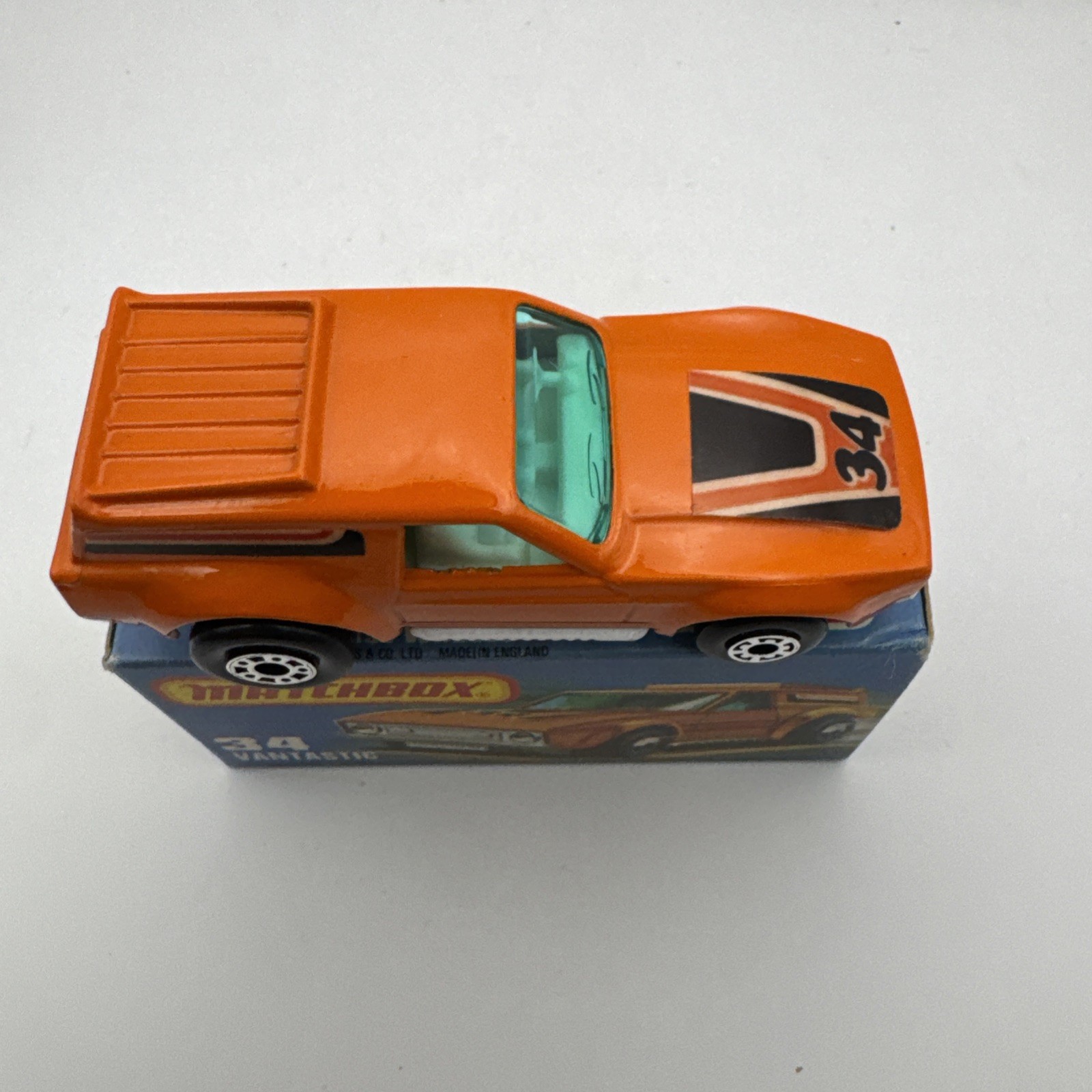 Matchbox Lesney Superfast MB34 Vantastic w/K Box