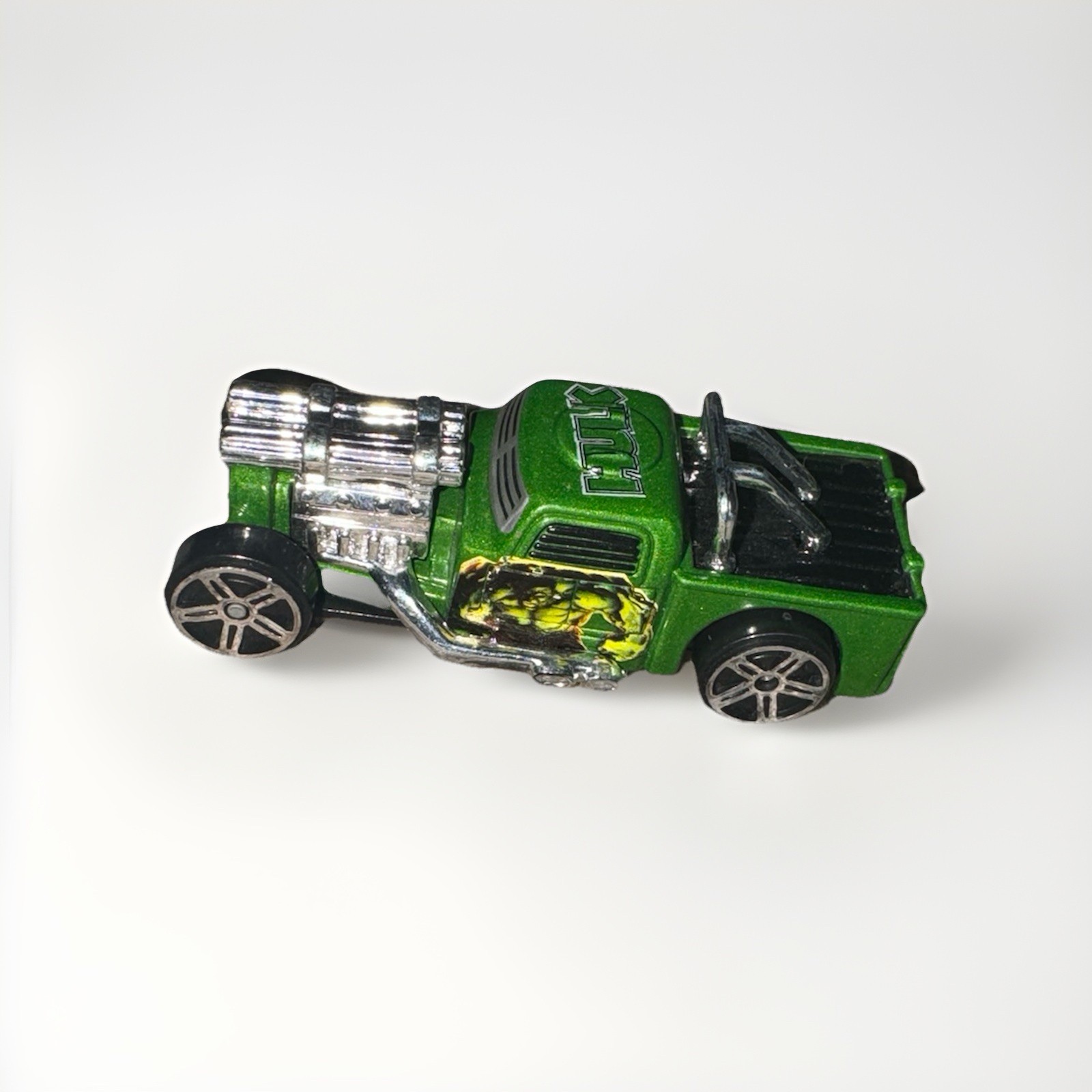 Maisto Leadslinger Incredible Hulk Marvel Green Hot Rod Collectible Car Cool