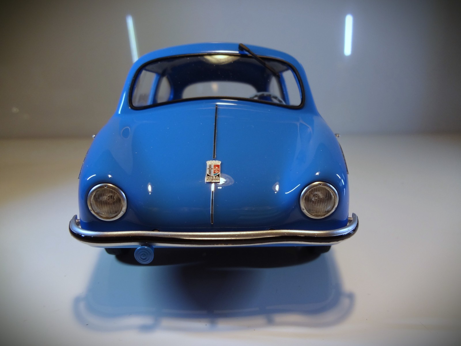 DNA Collectibles 1:18 – Modelauto – Fuldamobil S6 – Limited Edition of 320 pcs.
