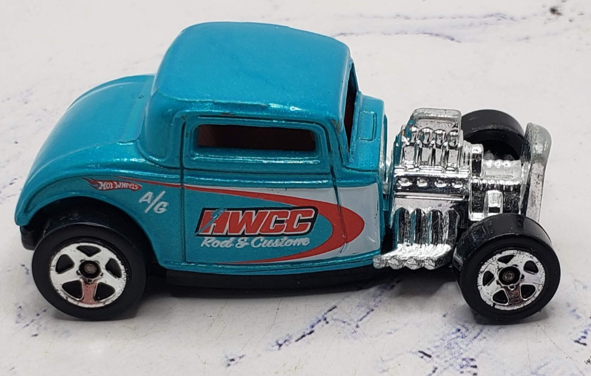 Hot Wheels HW Hot Rods ’32 Ford HWCC Rod & Custom Aqua Blue Car