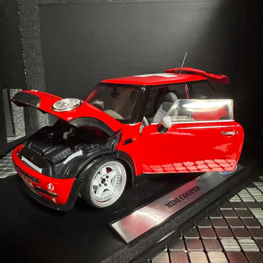 AUTOart 1:18 scale Lamborghini WELLY Mini Cooper Gold Diecast Model Car