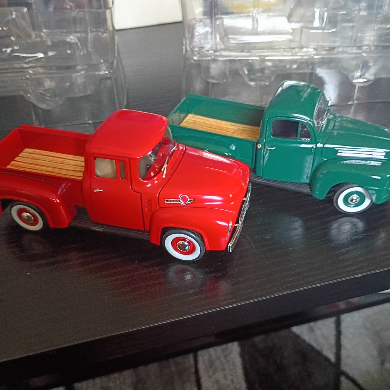 National Motor Museum mint Set 1956 Ford F100 1948 F-1 Pickup Truck 1:32 MIB
