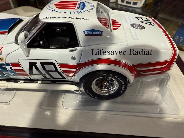 CORVETTE #48 GREENWOOD / SMOTHERS 1972 SEBRIING L-88 427 CAROUSEL 1 1/18 #4602