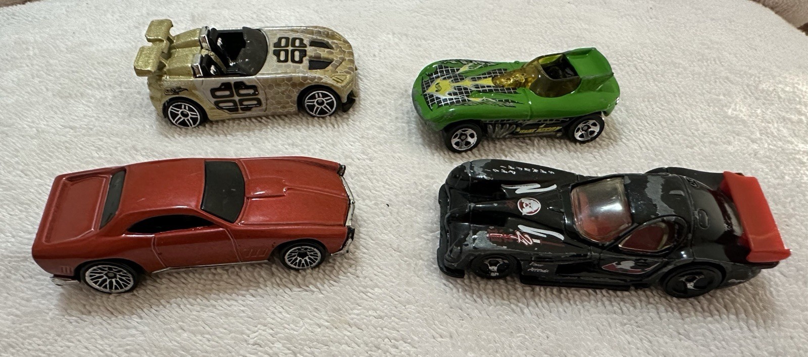 Vintage Collectible Cars Variety of Models Lot Of 34 Hot Wheels+, Various Years