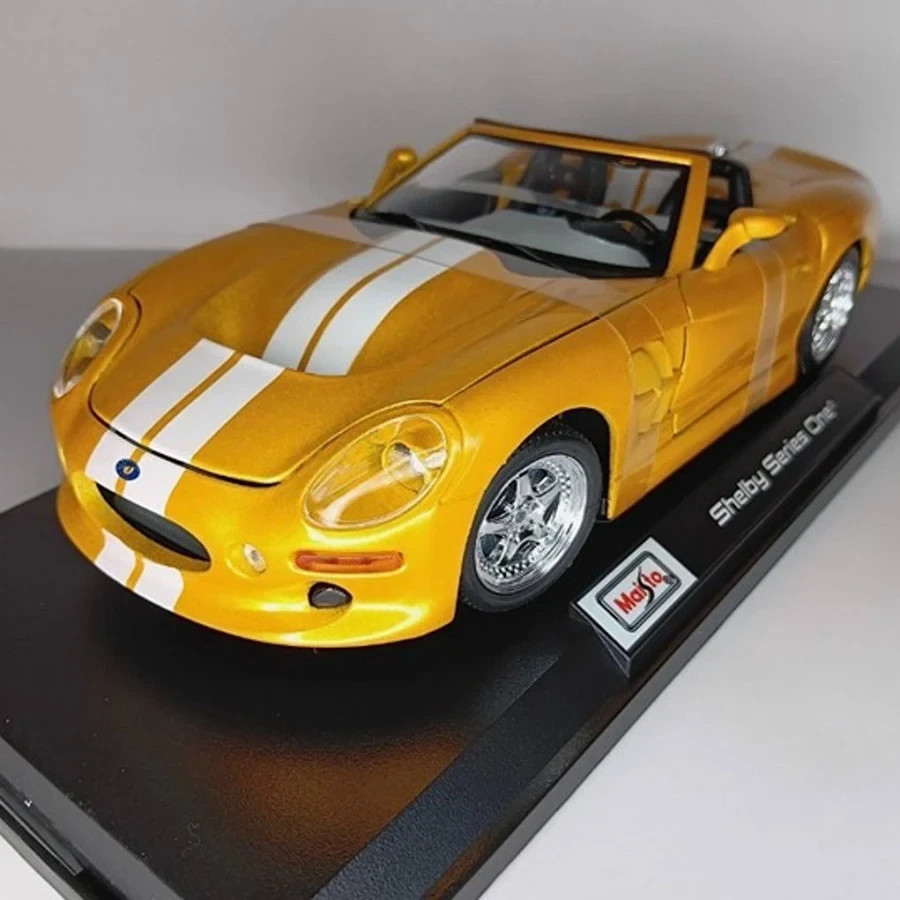 Shelby Series one 1:18 Maisto Exclusive Style Special Edition – Yellow