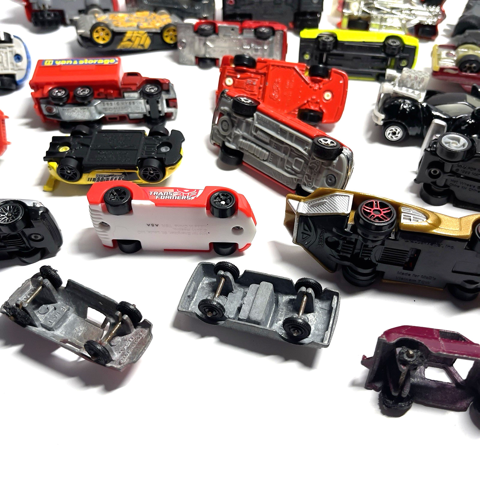 Hot Wheels Tonka Diecast Lot Of 27 Vintage 1:64 Scale Cars/Truck Various Brands