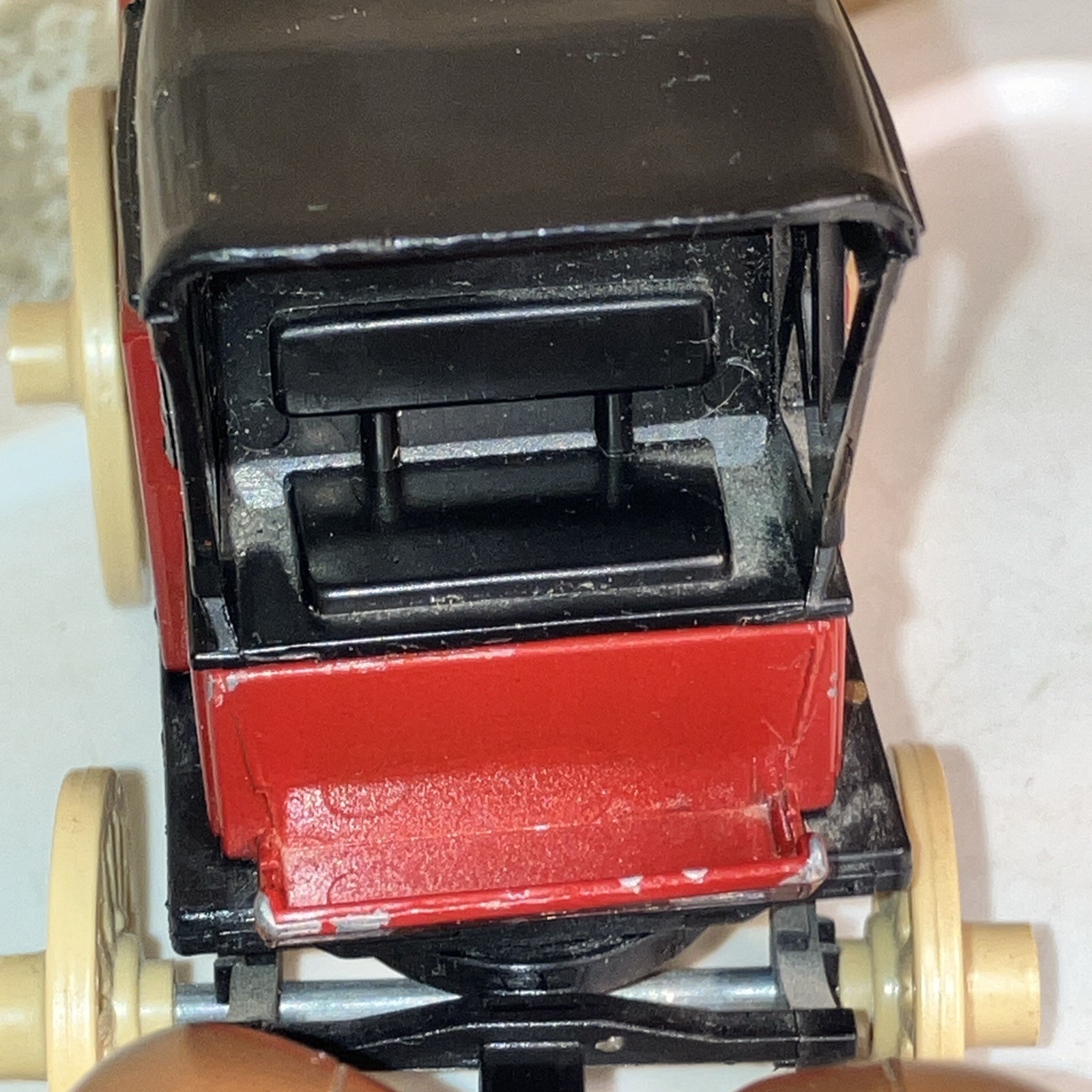 Ertl Die Cast Metal Gray and Barton Horse and Plastic Wagon Toy Delivery Vintage