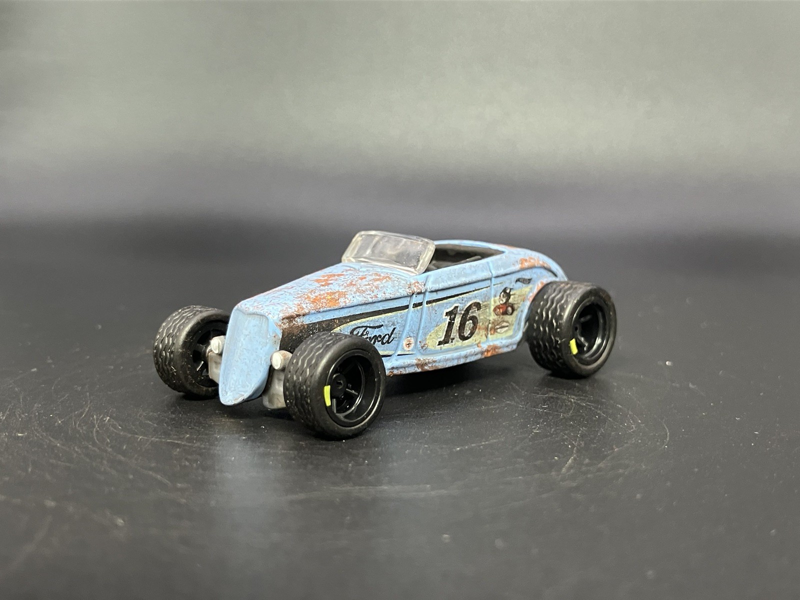 1933 Ford Roadster Weathered Rusty Custom 1/64 Diecast Barn Find Car Hot Wheels
