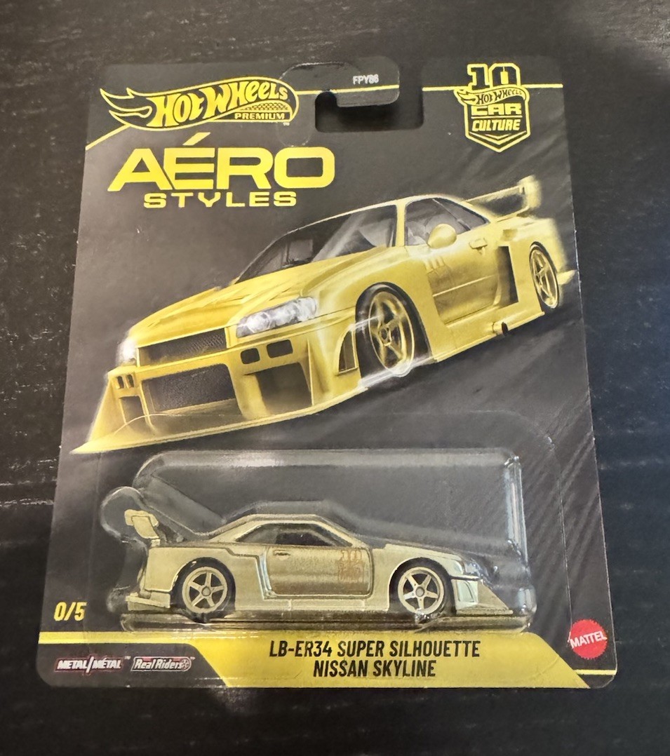 Hot Wheels Car Culture Aero Styles LB-ER34 Nissan Skyline Chase 0/5 in Protector