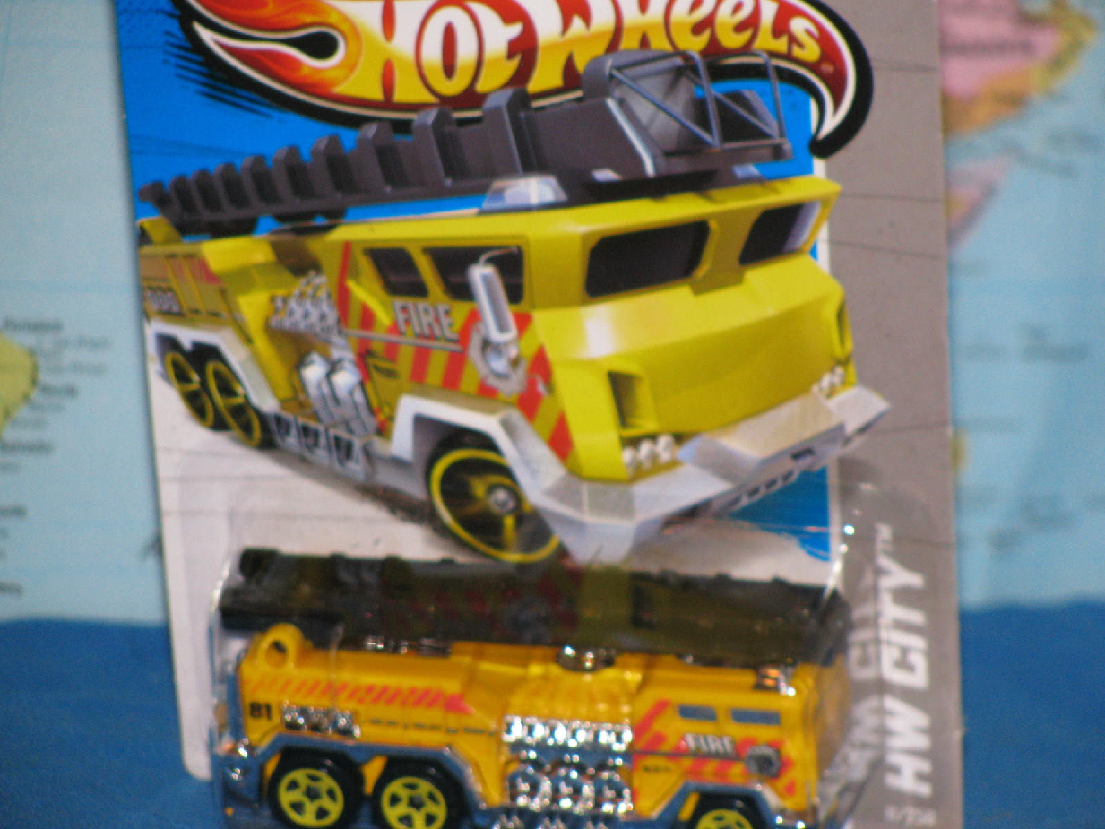 HOT WHEELS 5 ALARM FIRE TRUCK #11/250 HW CITY ***BRAND NEW & RARE***