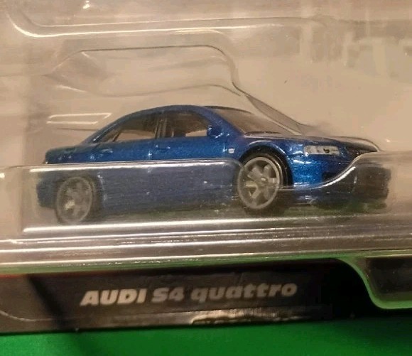 Hot Wheels Premium Car Culture Twin 2 Pack Audi S4 Quattro & Audi R8 LMS NIB