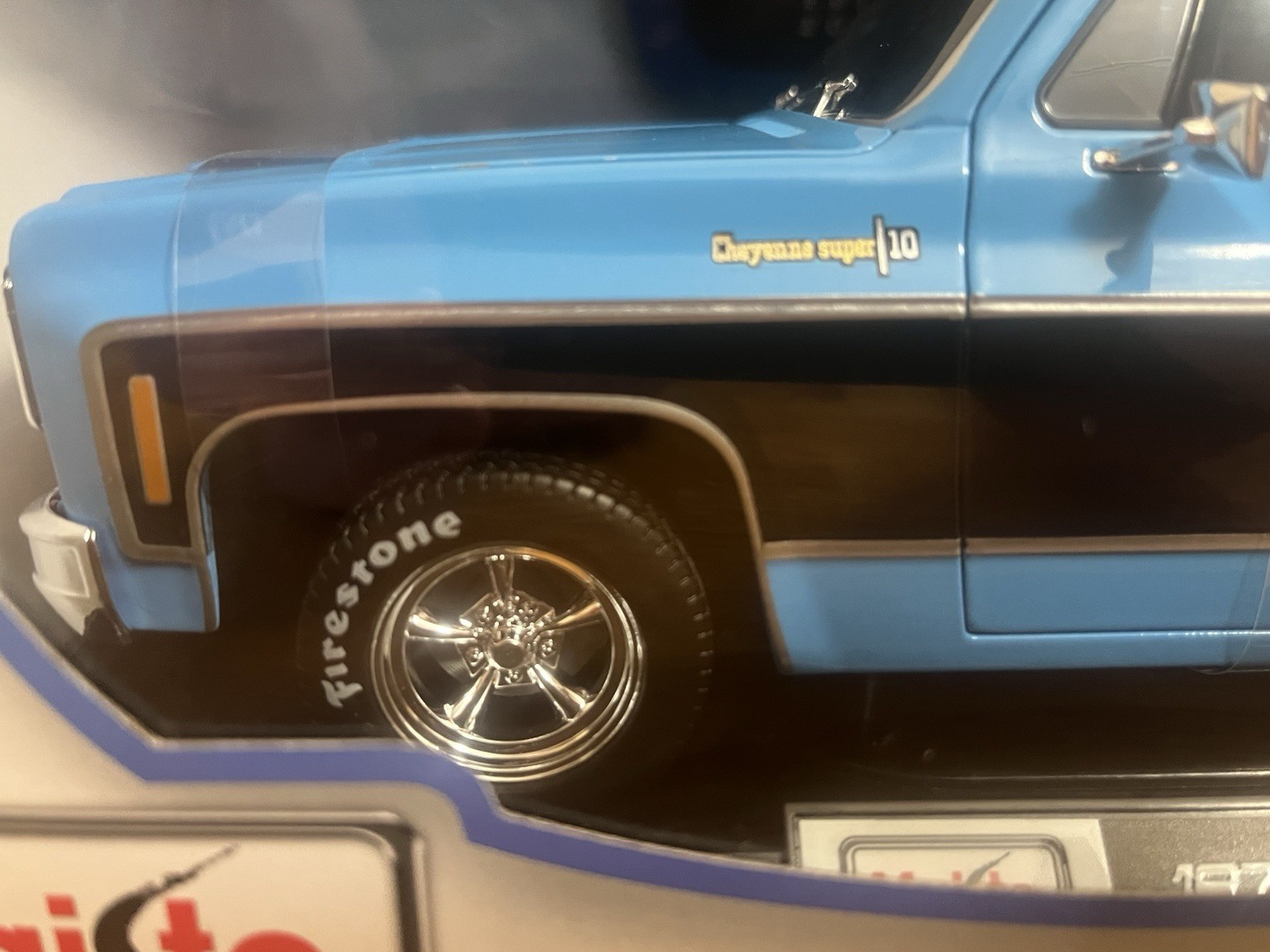 Maisto 1:18 1974 Chevrolet C10 Cheyenne Super Pickup Truck Blue Black Stripe New