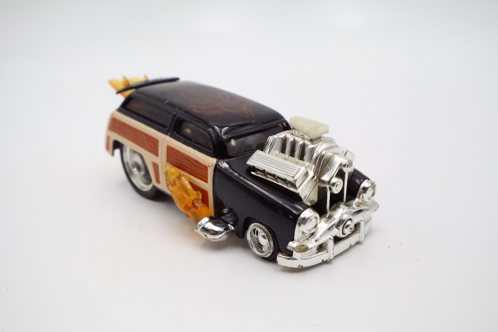 Hot Wheels 1955 Chevy Nomad Woodie Wagon 5” Black Surfboard Die Cast Mattel 1998