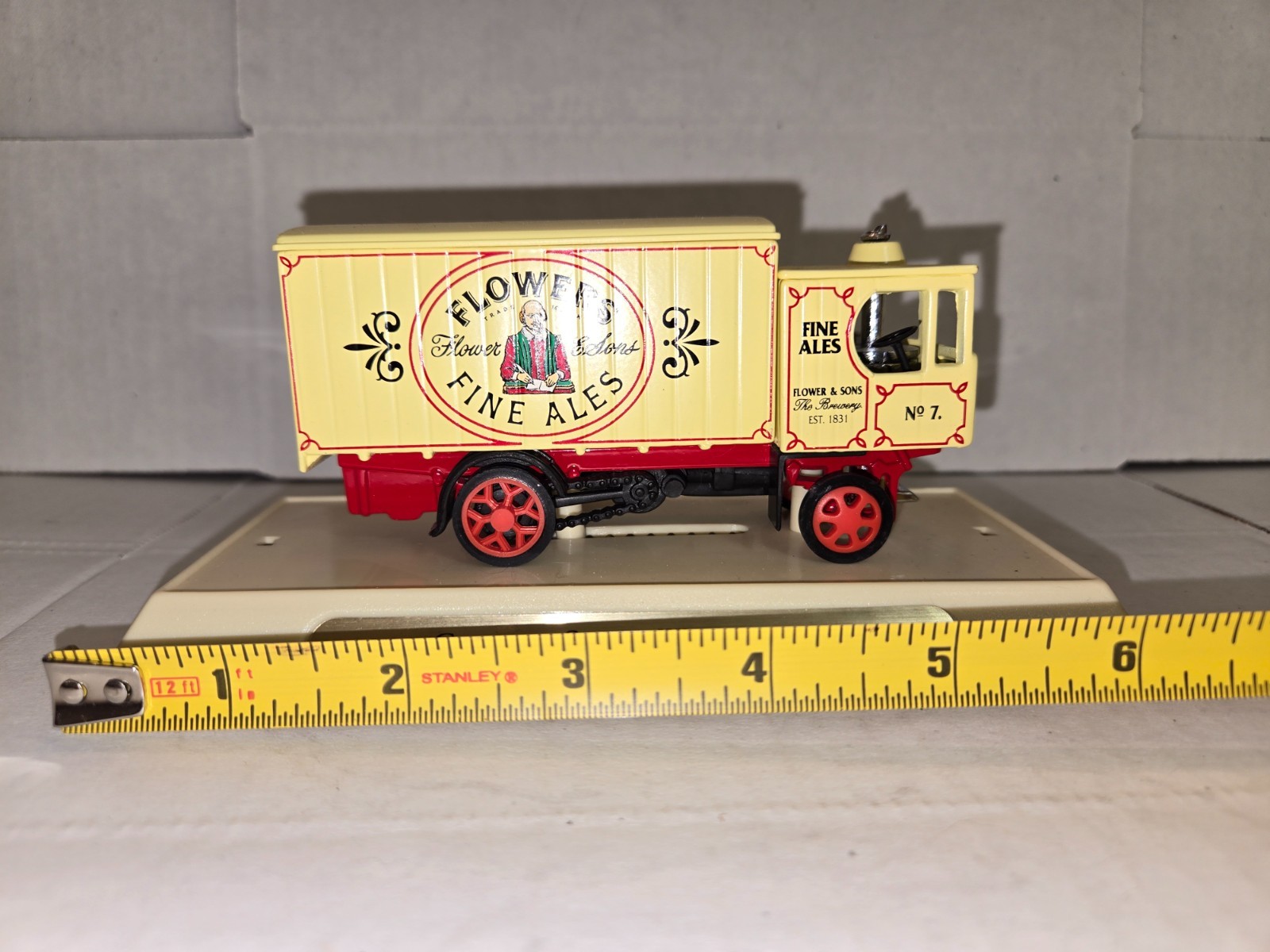 MATCHBOX 1929 GARRETT STEAM WAGON FLOWERS FINE ALES DELIVERY TRUCK WITH STAND