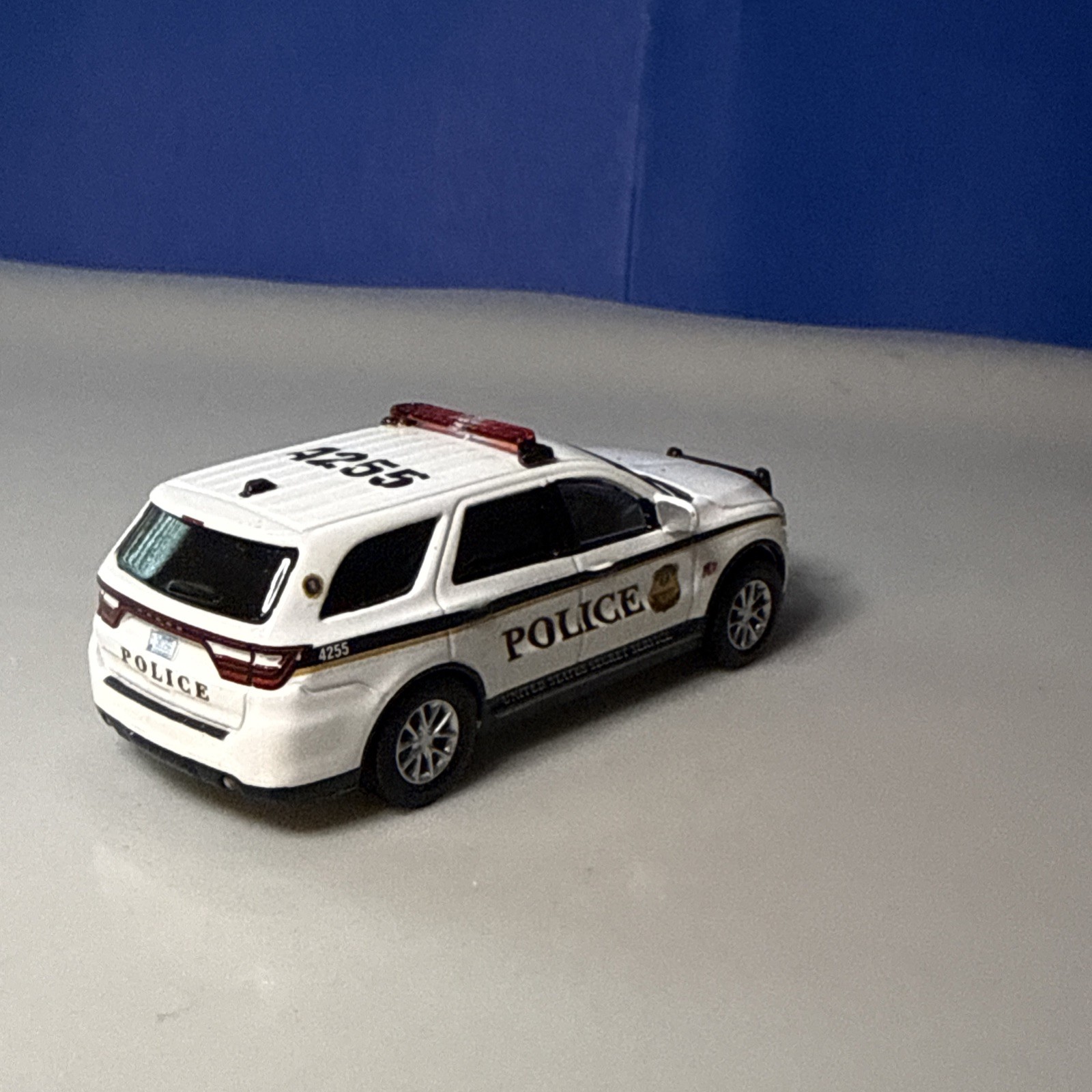 Greenlight 1:64 Custom Dodge Durango United States Secret Service #4255