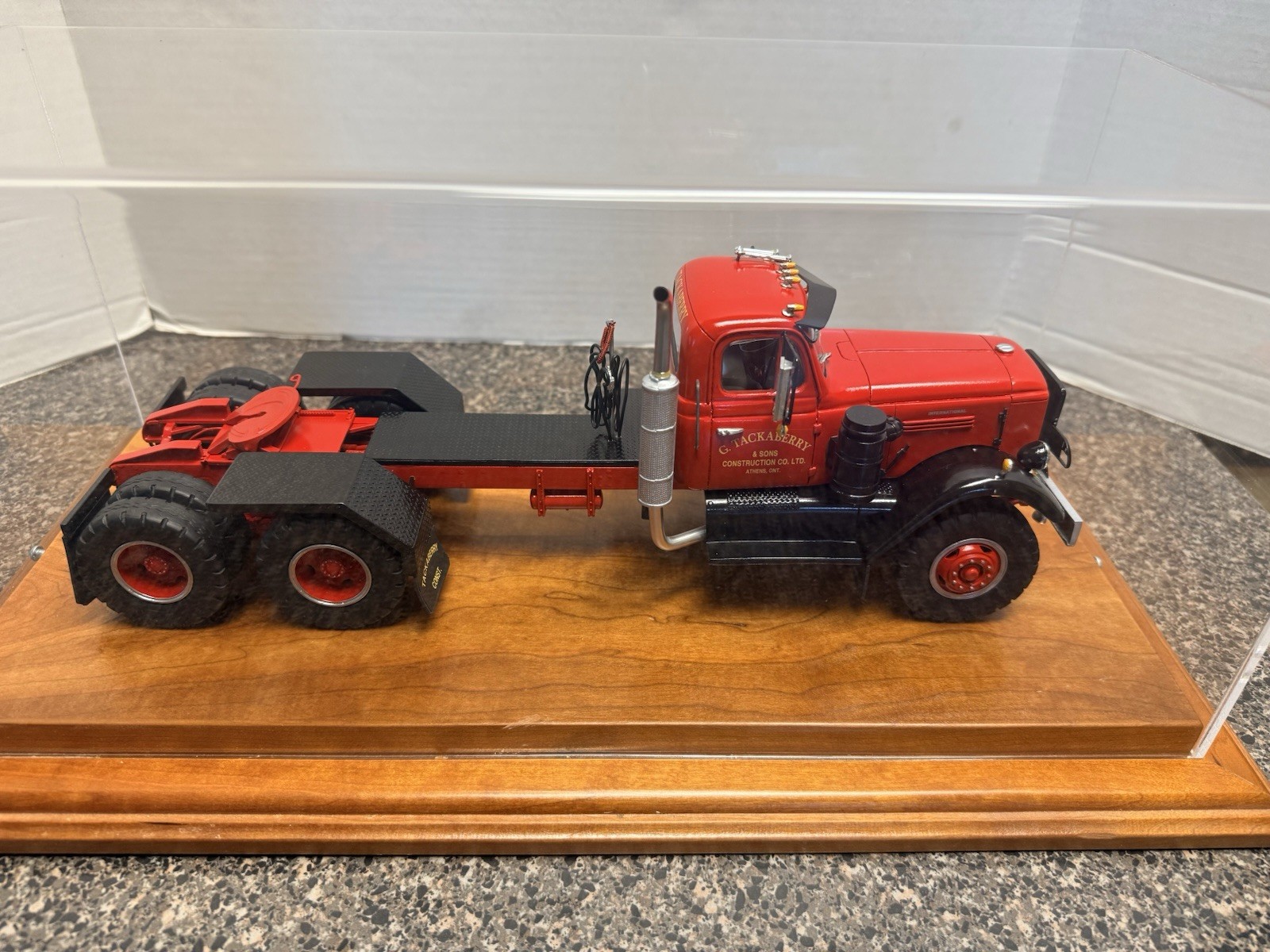 1/25 Scale International RDF-405 Westcoaster Tackaberry