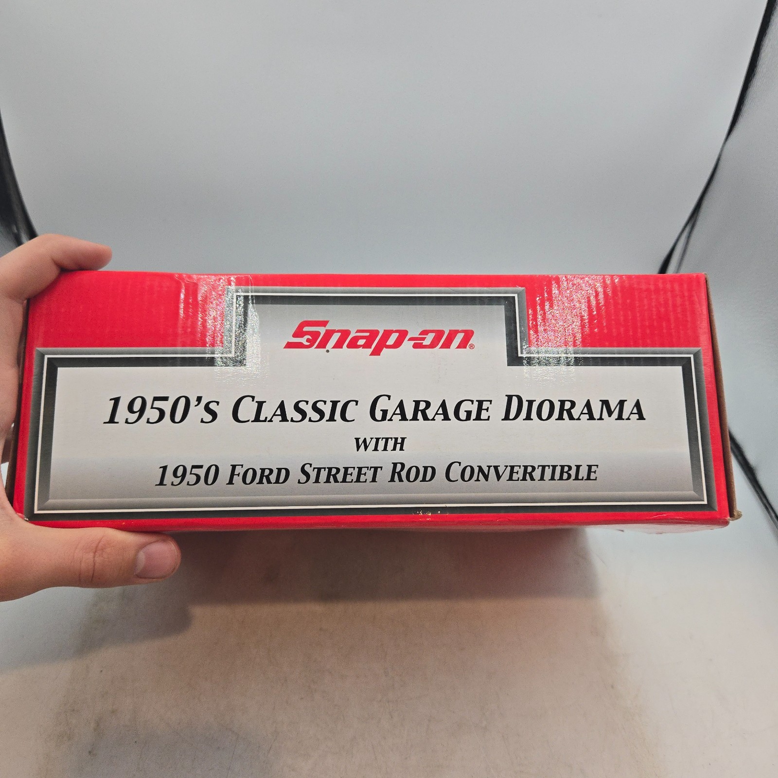 Snap On 1950s Classic Garage Diorama w/ 1950 Ford Street Rod Convertible BS8