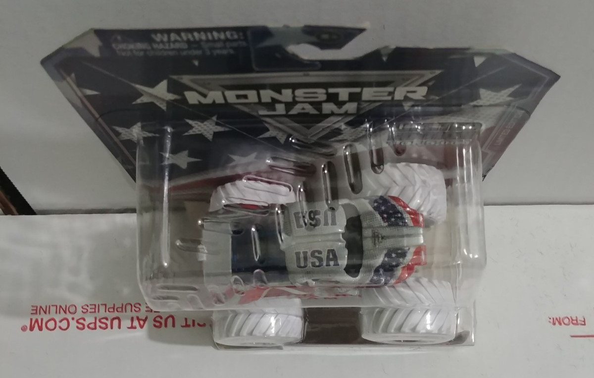 new mint 2022 Monster Jam Truck 4th Of July INDEPENDENCE DAY LIMITED 1/5000