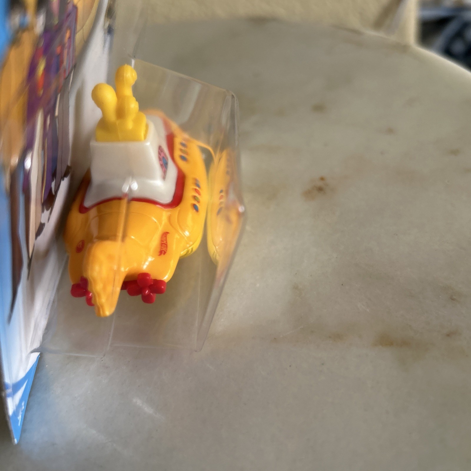 2018 Hot Wheels Treasure Hunt~THE BEATLES YELLOW SUBMARINE~226/250 Hard To Find