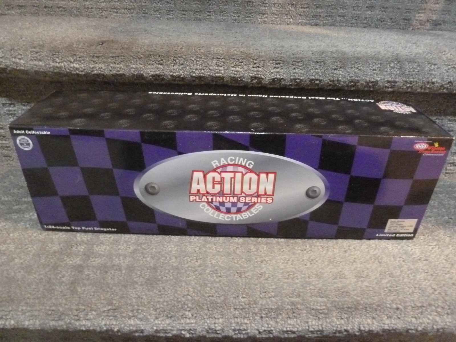 Kenny Bernstein #1 Budweiser Top Fuel Dragster 1997 NHRA 1:24 Diecast Action