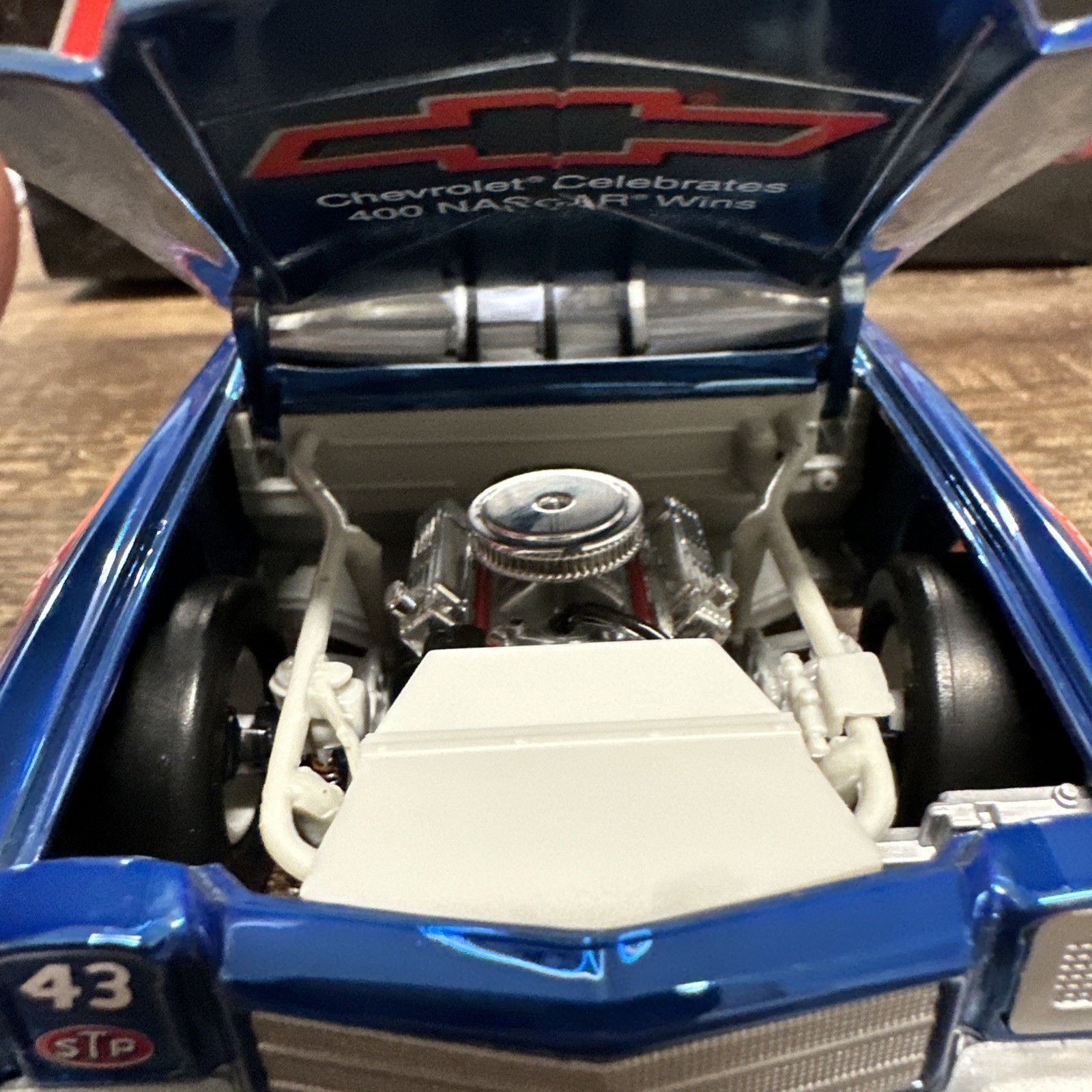 #43 Richard Petty 1980 STP Chevy 400 Win Monte Carlo 1:24