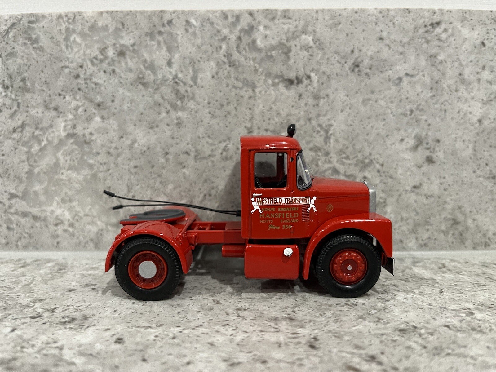 Corgi – Scammell Highwayman Tractor Unit – Westfield – CC10704 – 1:50 – Mint/New