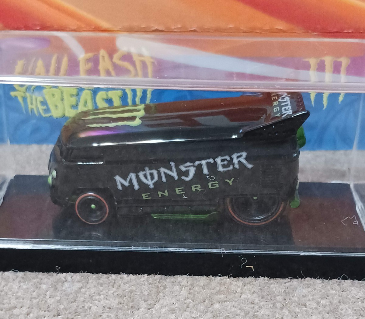 HOT WHEELS DRAG BUS MONSTER ENERGY 1 OF 1 MADE
