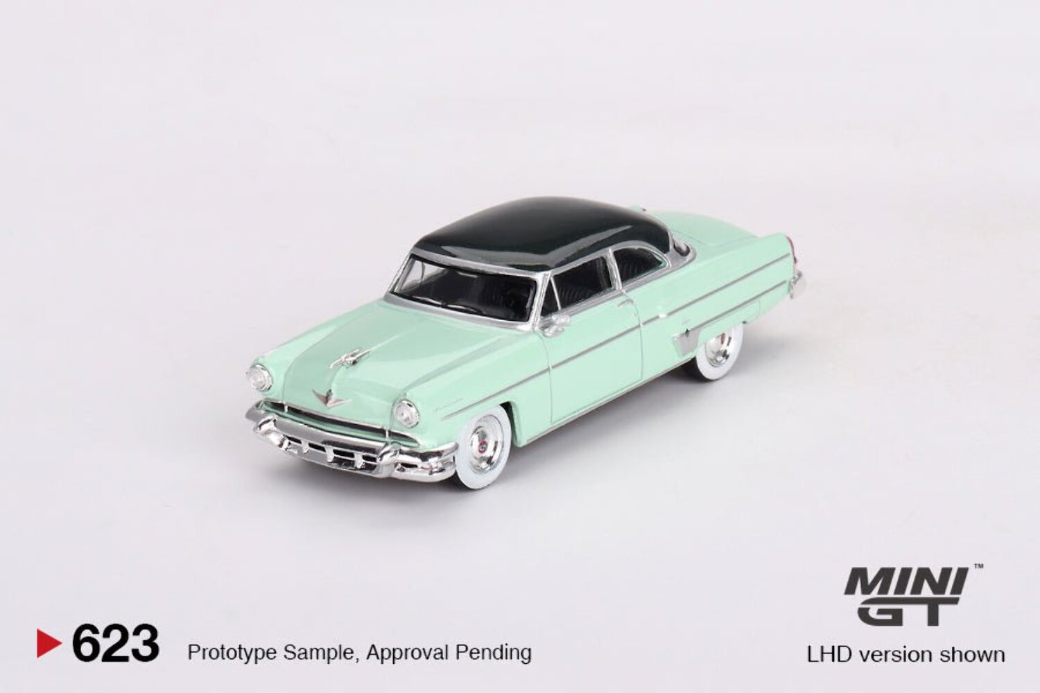 Mini GT 1:64 Lincoln Capri 1954 – Parklane Green / Bloomfield Green