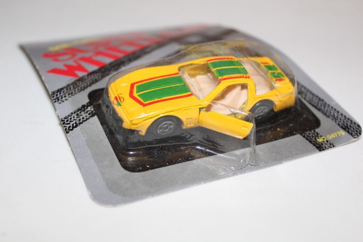 KID’S PIC DIE-CAST SUPER WHEEL CAR CORVETTE 04775 NEW IN ORIGINAL PACKAGE