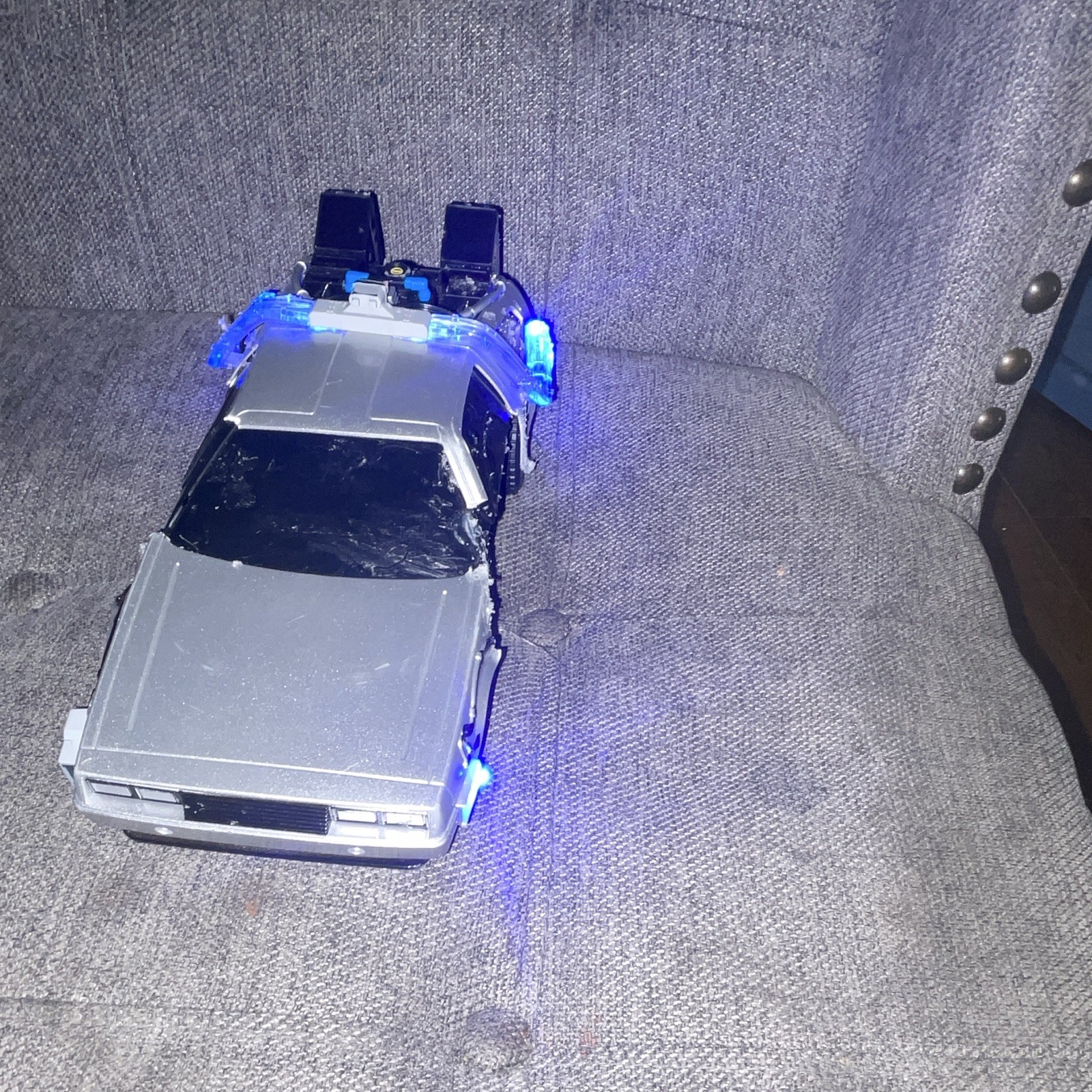 DeLorean DMC-12 Back to the Future Time Machine Diecast Car w/ Lights, Silver