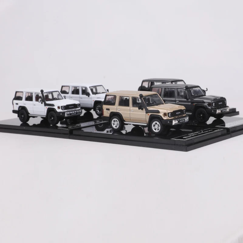 GCD 1:64 Toyota LAND CRUISER LC70 LC76 SUV Alloy Car Model Diecast & Toy Vehicle
