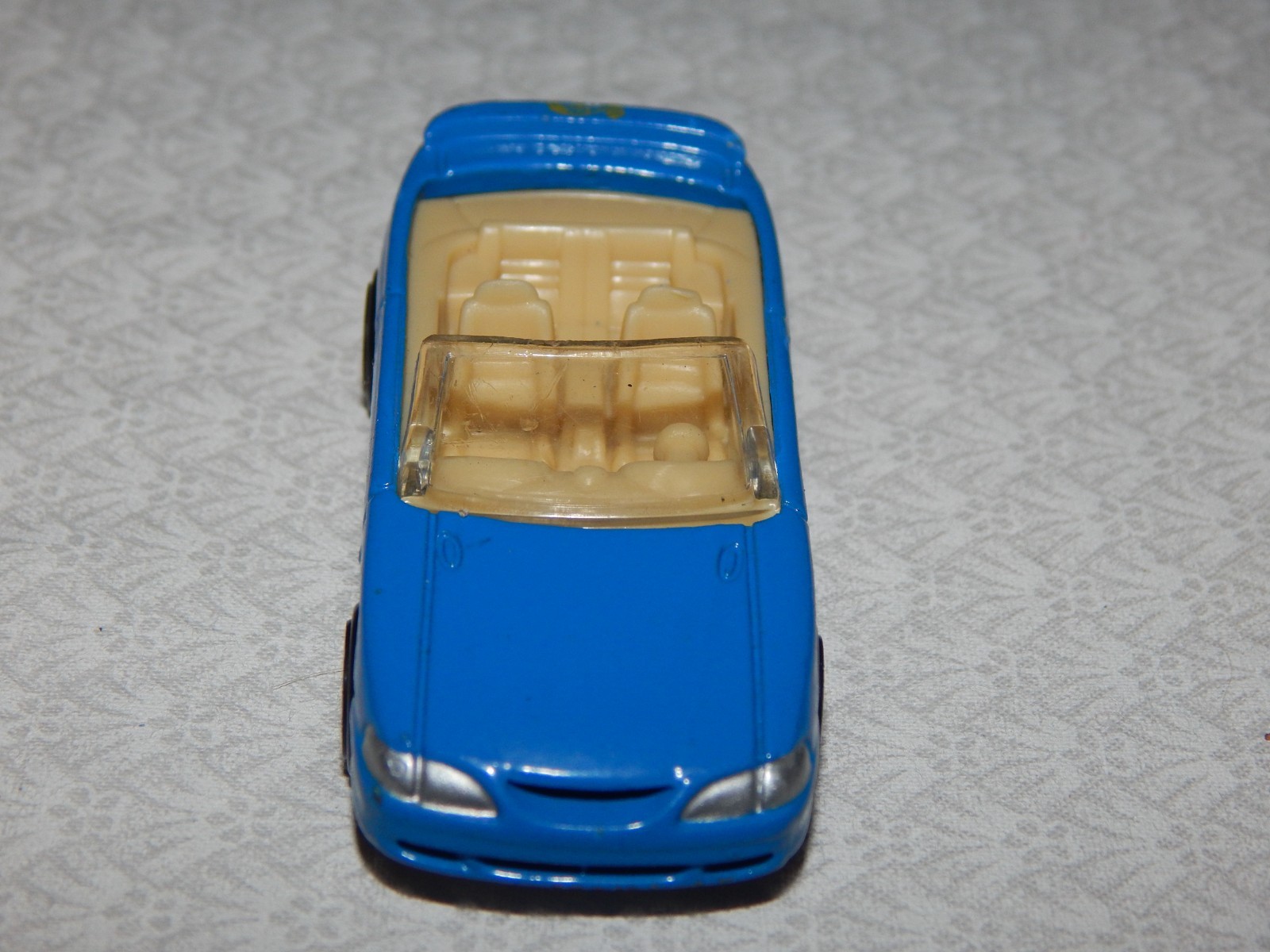 Hot Wheels 1996 Mustang GT Convertible ~ Light Blue Exclusive