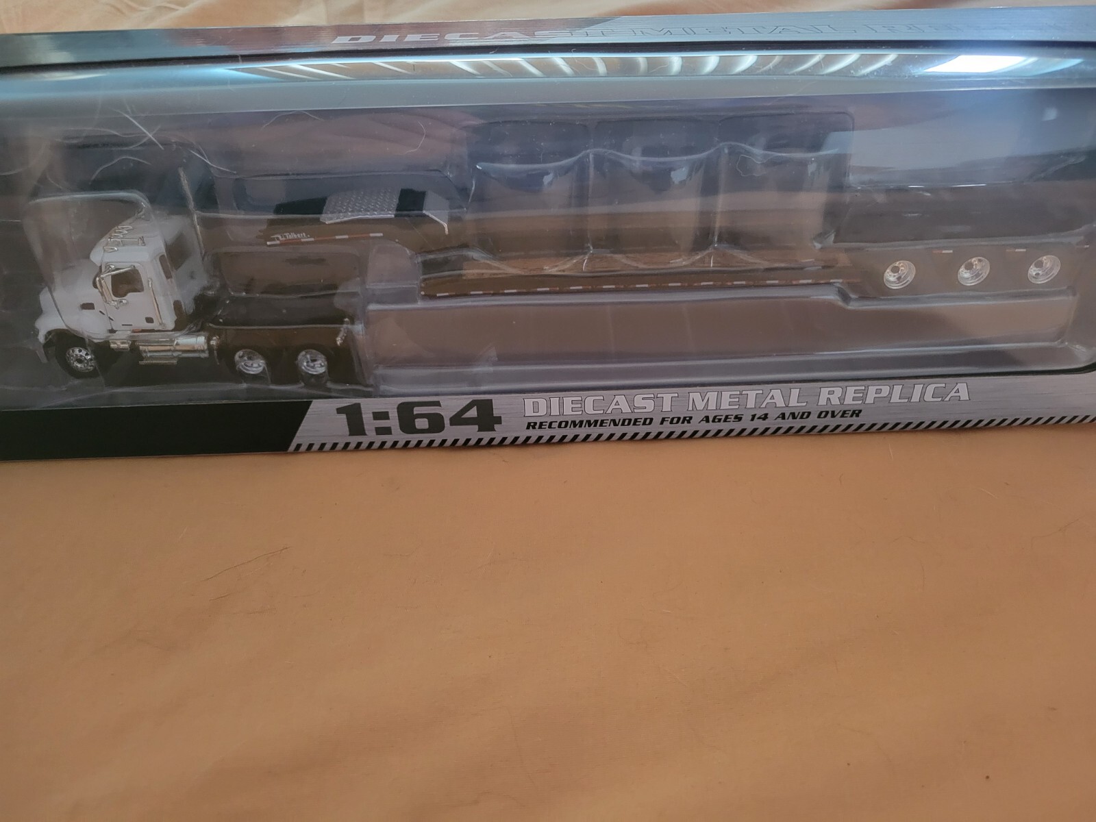 1st gear 1/64 diecast semi truck mack low boy