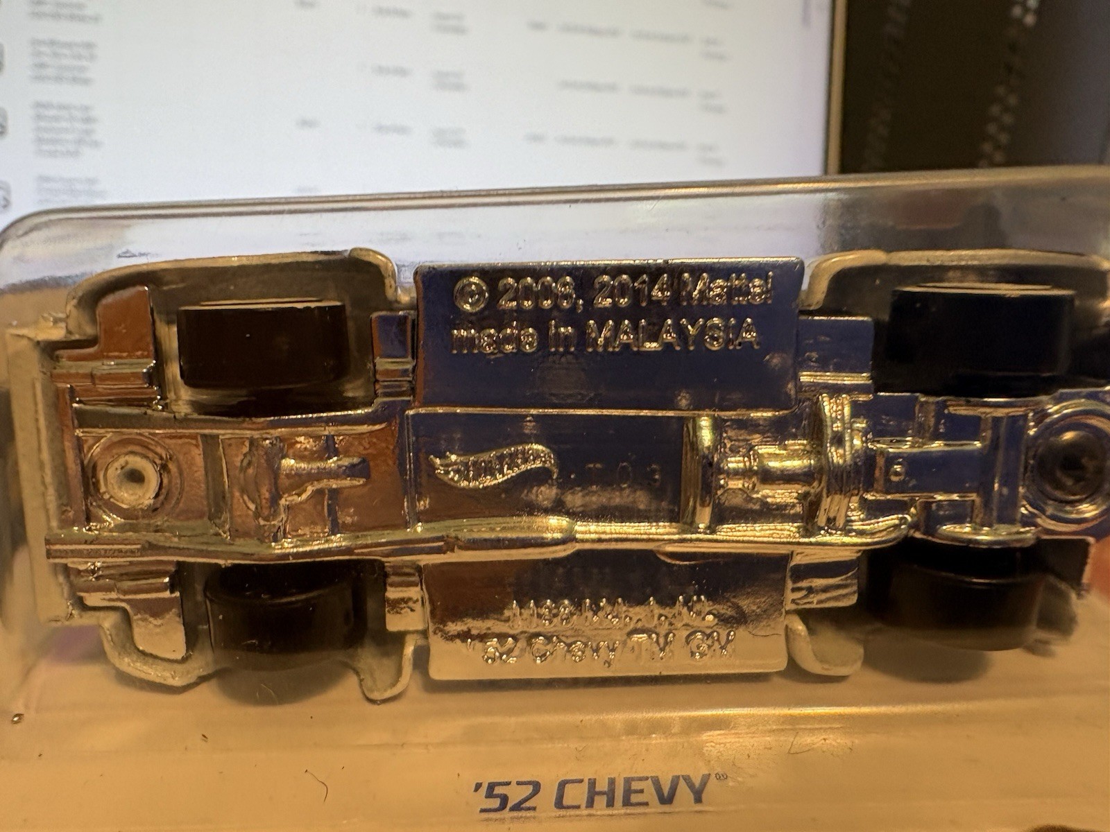 Hot Wheels HW Hot Trucks White 1952 Chevy 5 Window Pickup 8/10
