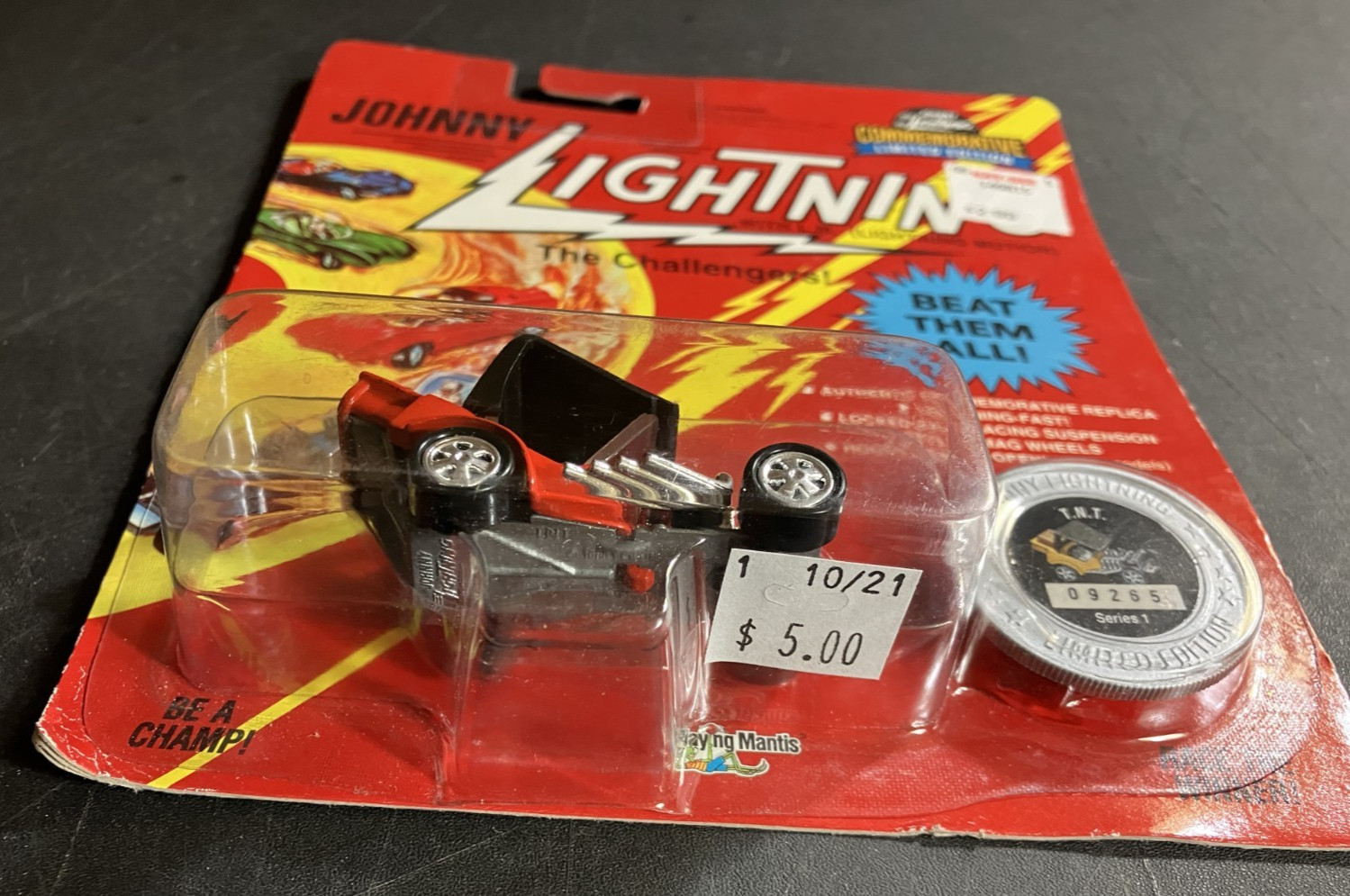 Red T.N.T. Hot Rod – Johnny Lightning Challengers! Series 1 1:64 Diecast