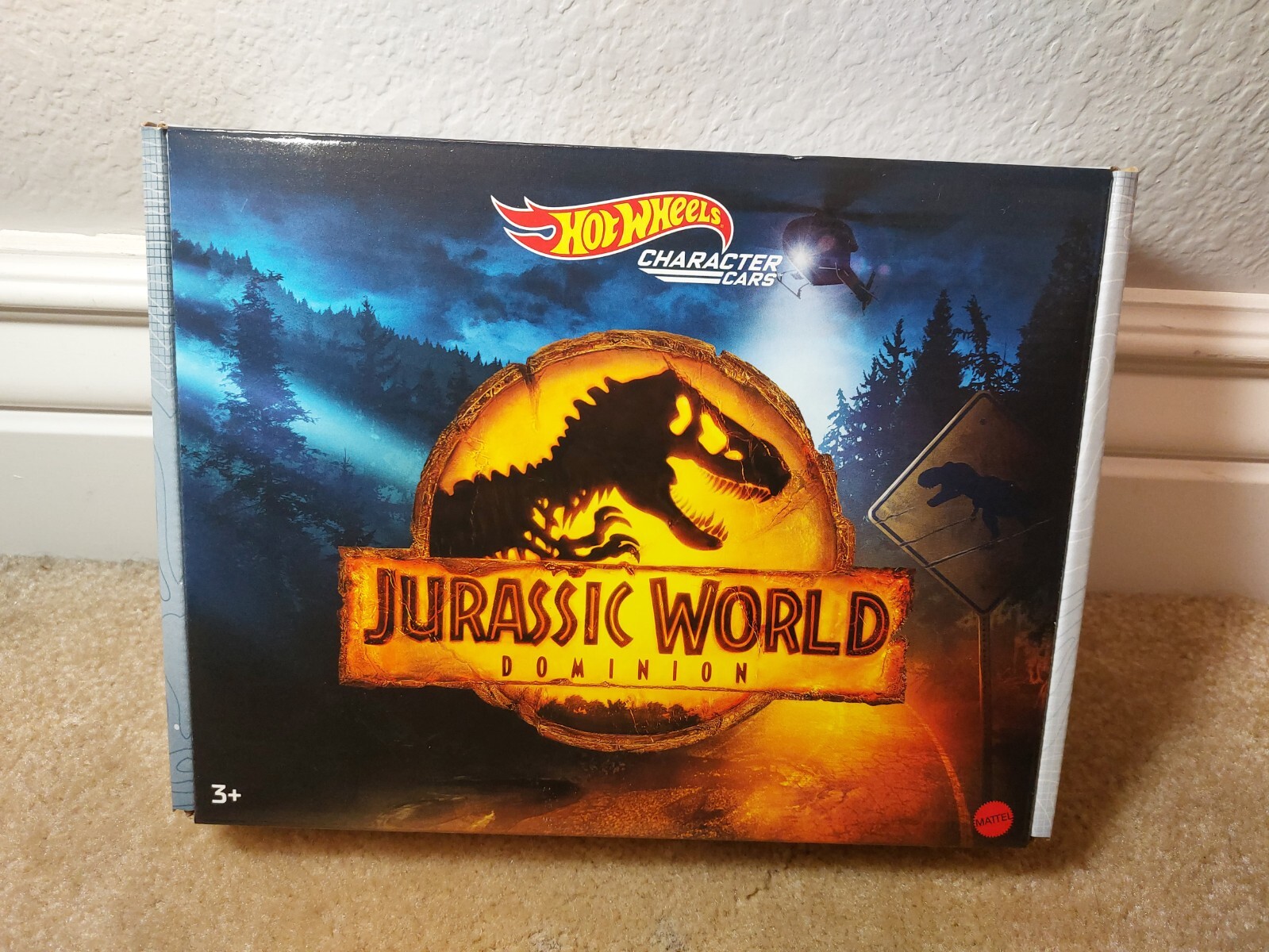 HOT WHEELS JURASSIC WORLD DOMINION 5 CAR BOX SET, GYJ92, NEW IN BOX