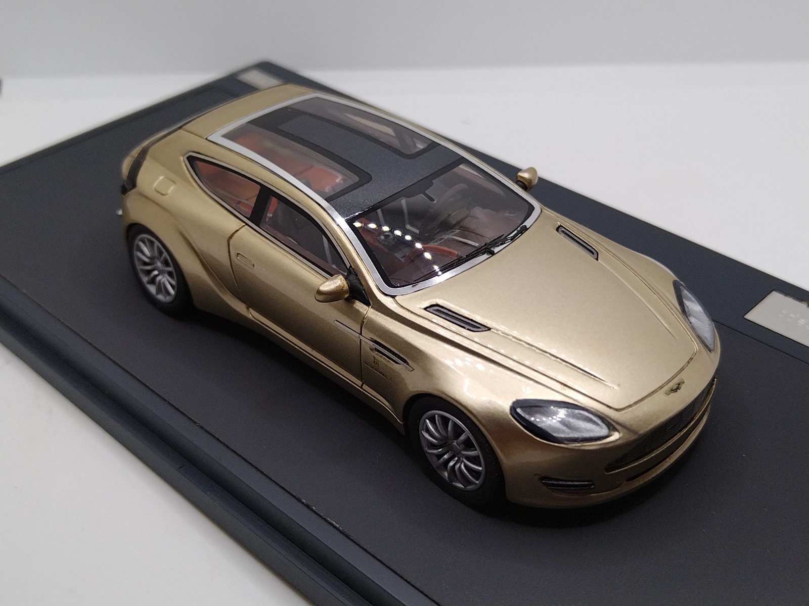 MATRIX 1/43 Aston Martin Bertone AM Jet 2 Concept 2013. Wow Rare!