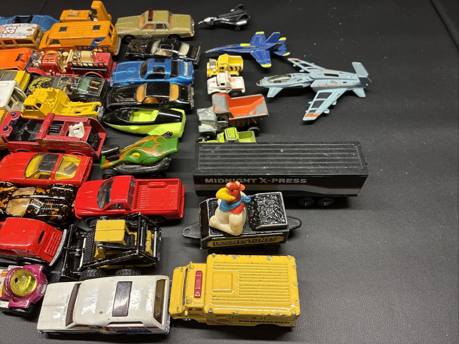 89 LOT DIECAST Metal Cars Trucks Loose Hot Wheels Matchbox Bulk Varied 80s 70s