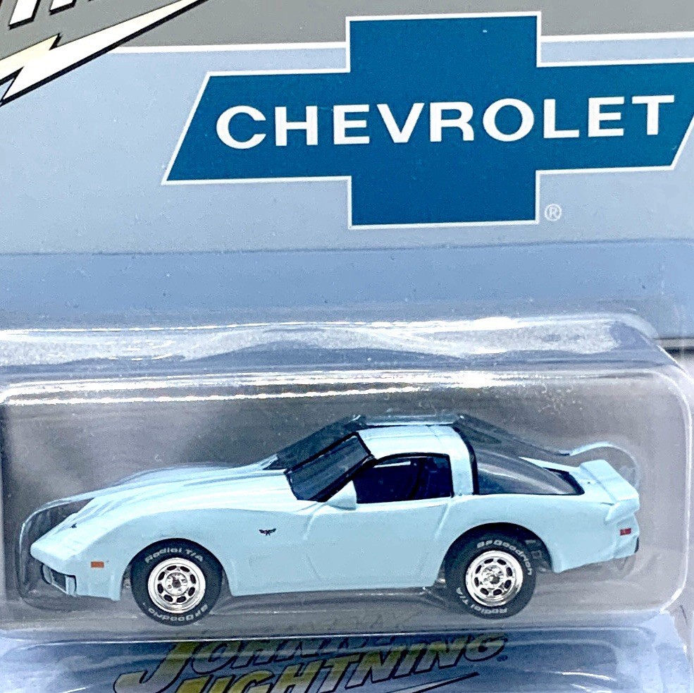 Johnny Lightning Pro Collector Tin 1979 Chevy Corvette 1:64 Light Blue LE