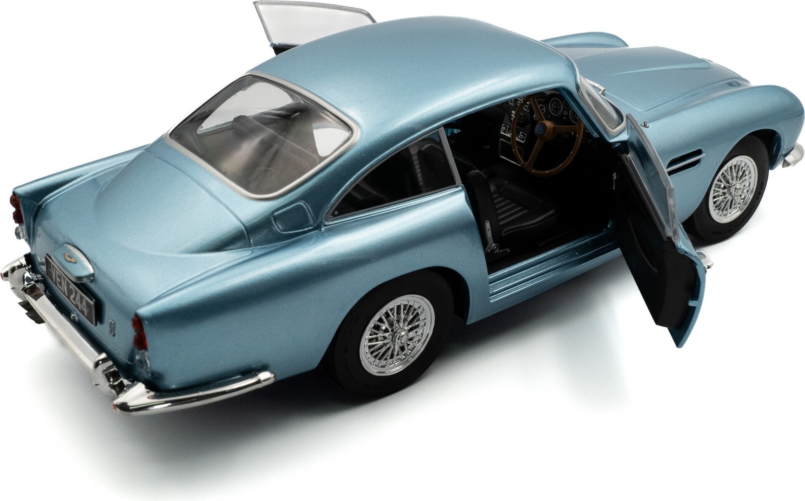 1964 Aston Martin DB5 Light Blue Metallic in 1:18 scale by Solido