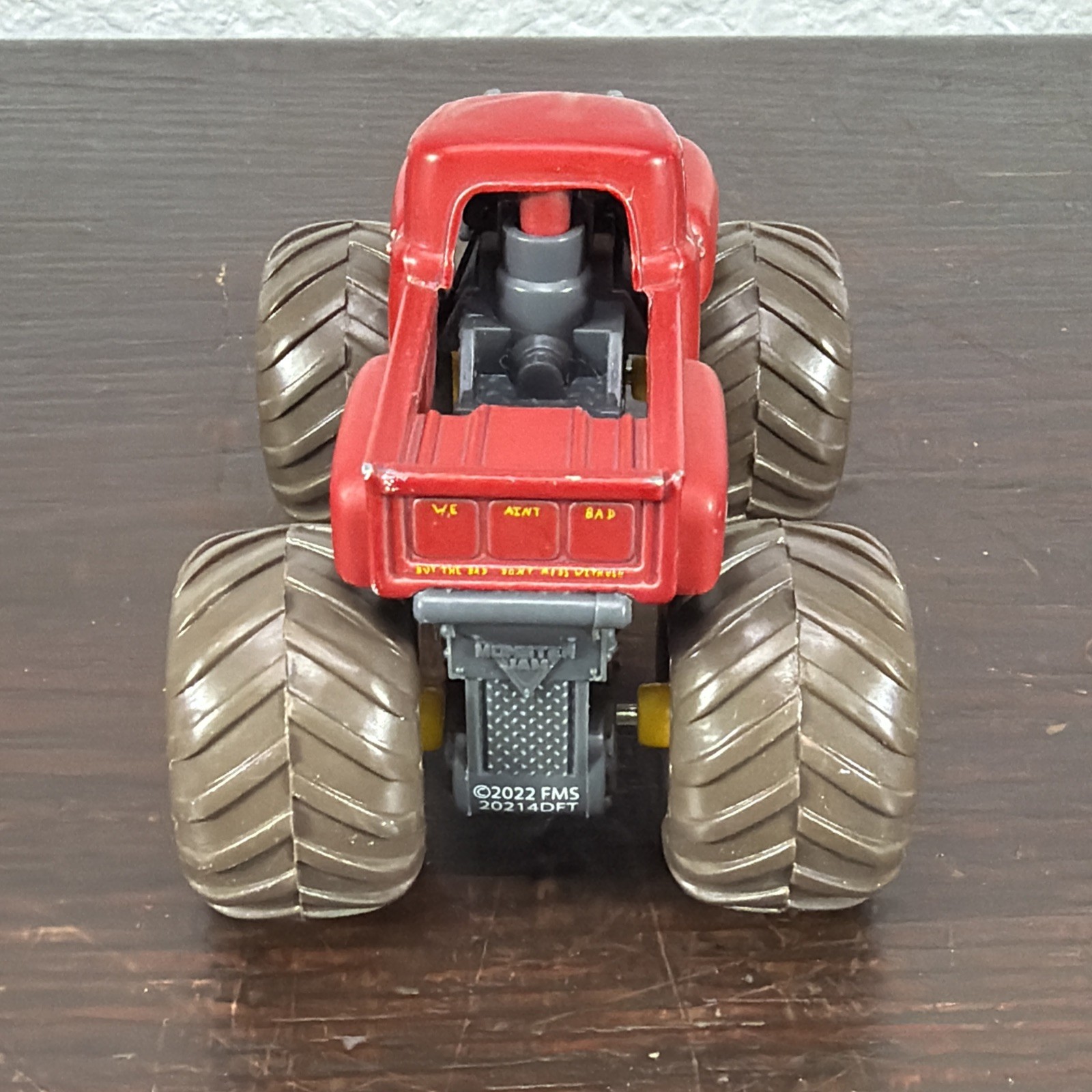 Spin Master Monster Jam Red Retro Grave Digger Pickup Truck 1:64 Brown Tires
