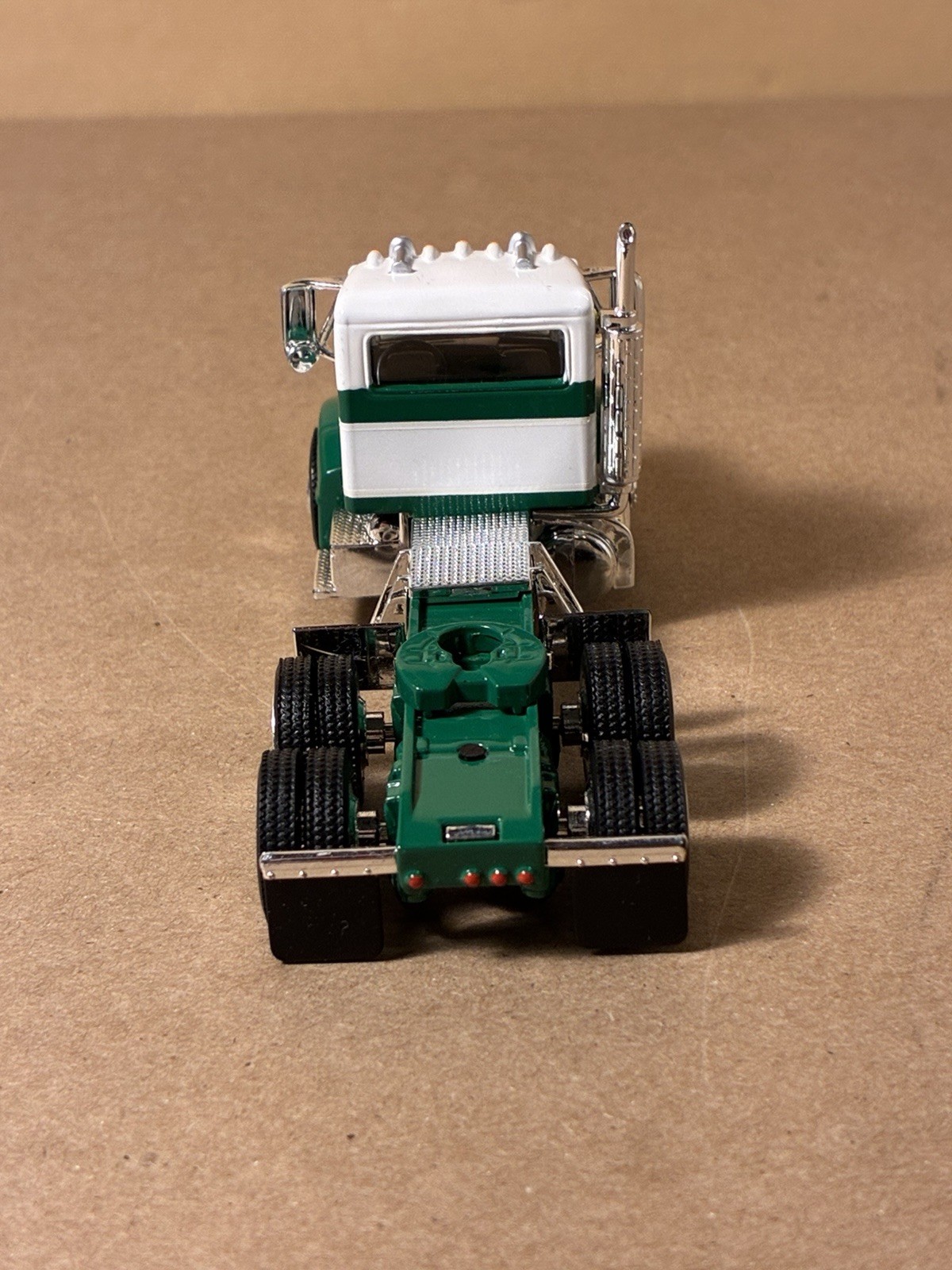 SpecCast Peterbilt 385 Alaska Lynden Transport Die Cast Collector Replica (Desc)