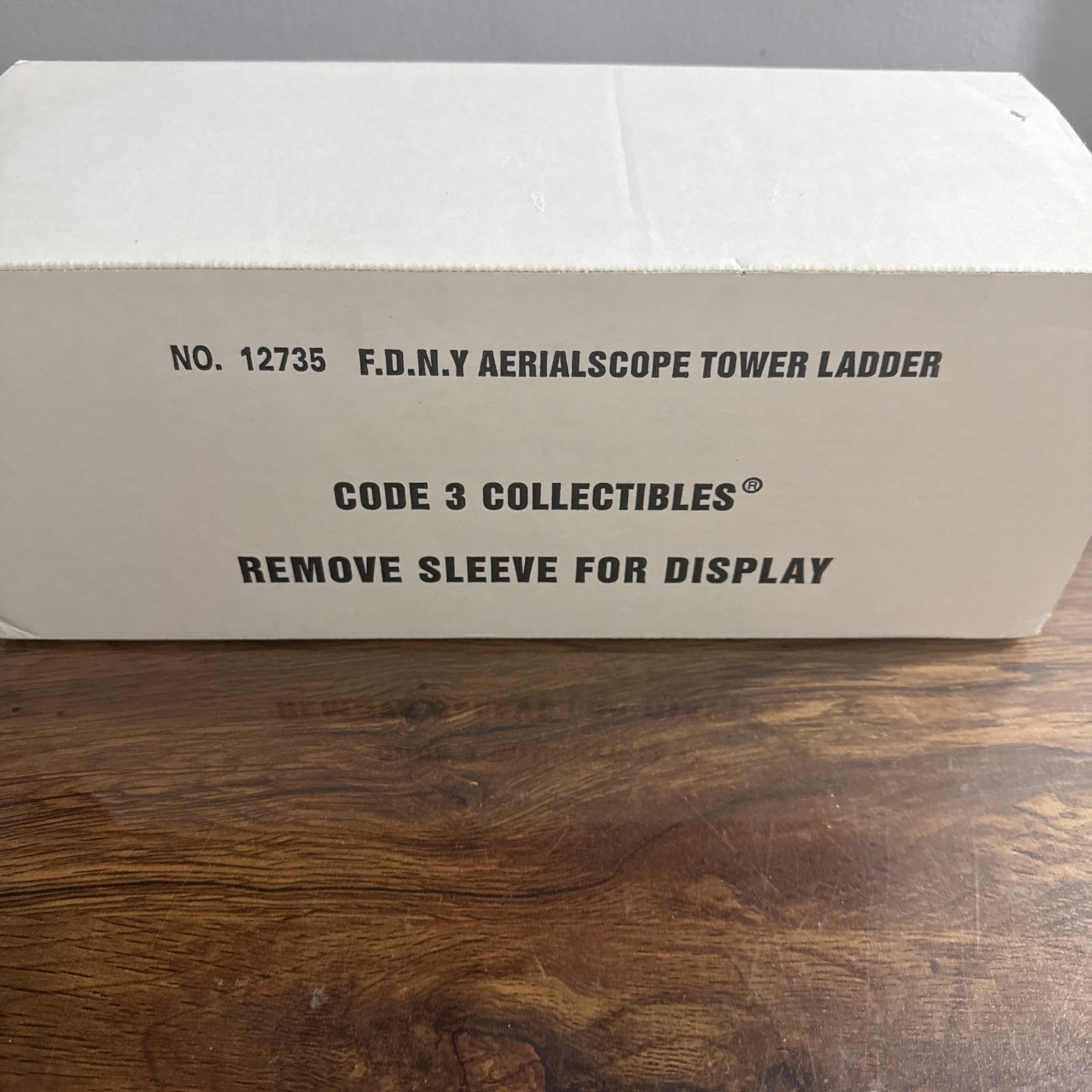 Code 3 Collectibles FDNY Aerialscope Tower Ladder 138 #12735 1/64 Fire Truck New