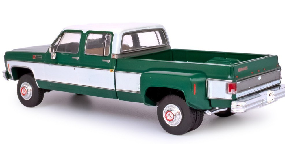 IXO AMERICA 1:64 1973 GMC Sierra Grande 3500 Crew Cab Dually – AI64006