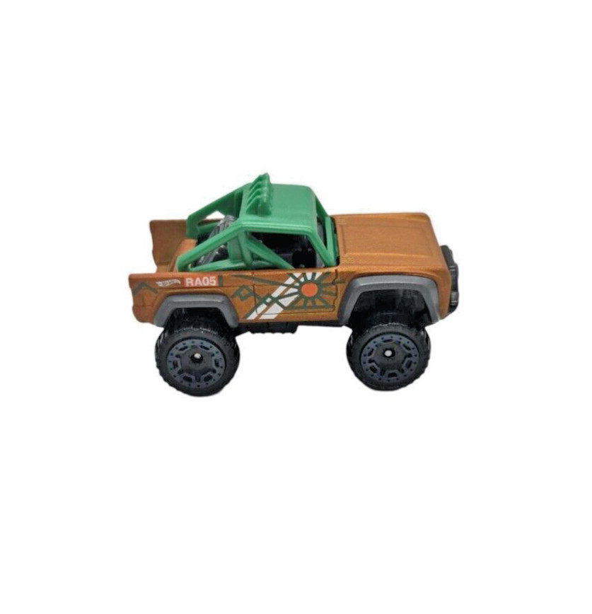2024 Hot Wheels Custom Ford Bronco – Matte Gold – Remote Adventures – Loose