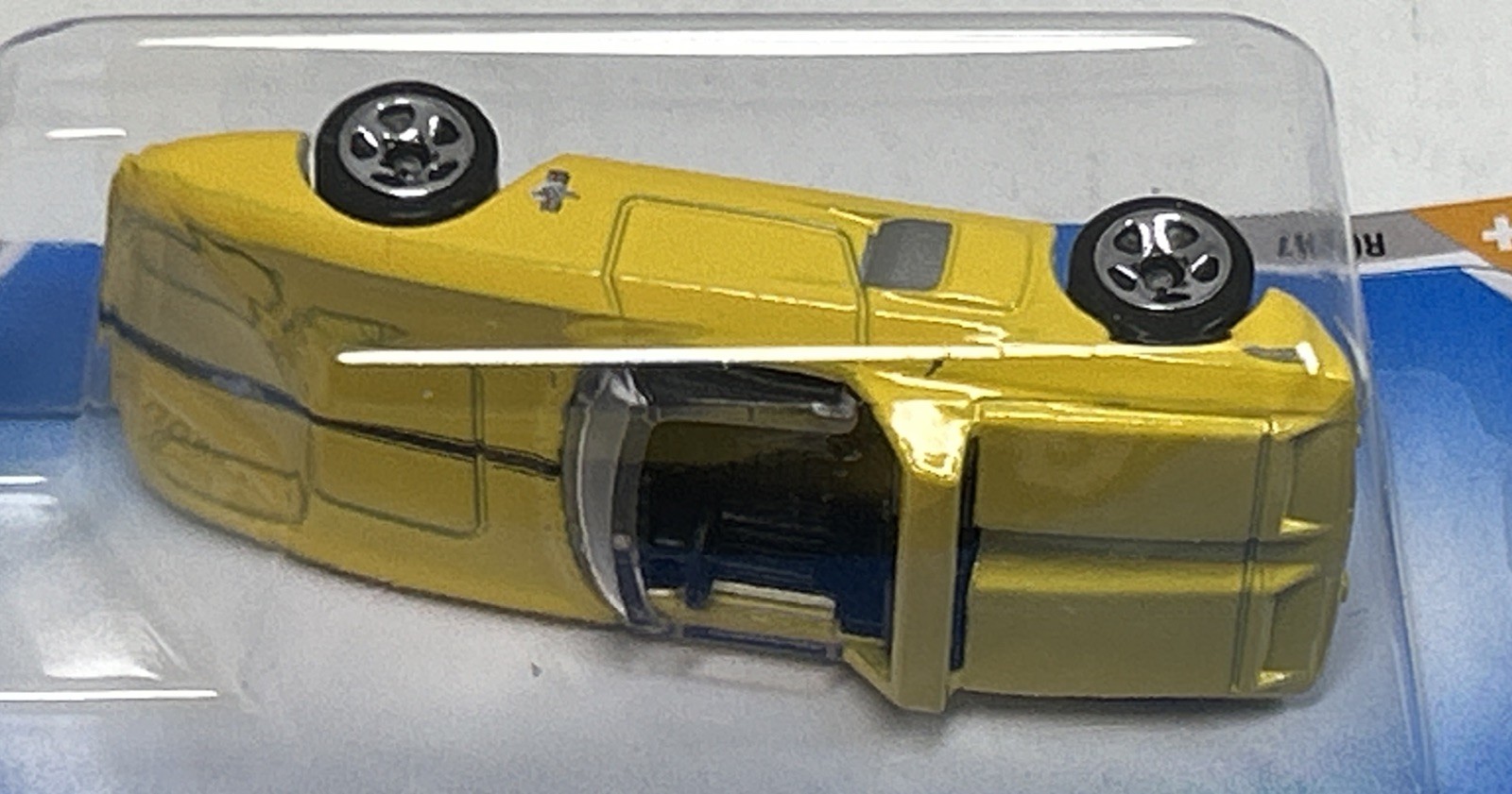 Hot Wheels 2010 40 Ford Pickup, Mustang Concept, Ford GT LM, 56 Merc Lot of 4