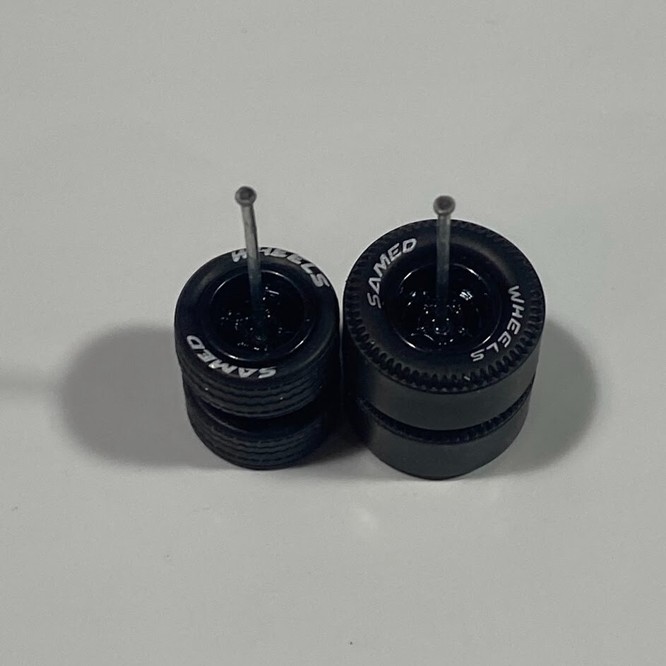 Muscle Car Long Axle – Black 5 spoke Drag Slicks – 10mm/12mm for Hot Wheels