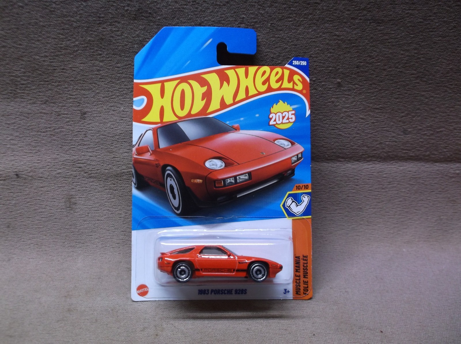 HOT WHEELS 2025 #250 RED 1983 83 PORSCHE 928S GERMAN LUXURY SPORTS CAR RACER